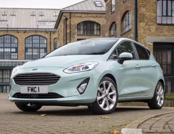 Ford Fiesta Titanium 5-door [UK-spec] '2017–21