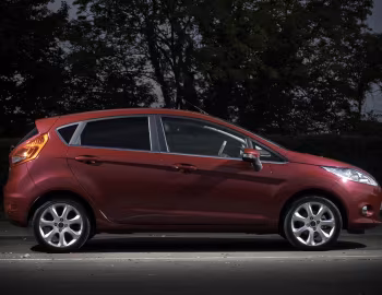 Ford Fiesta 5-door Titanium Individual [UK-spec] '10.2009–02.2010