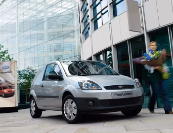 Ford Fiesta Van [UK-spec] '2005–08