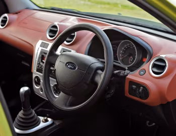 Panel frontal Ford Figo '2009–12