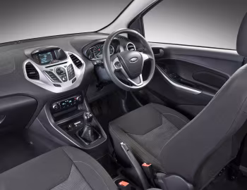 Интерьер Ford Figo '2015–18