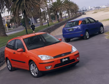Ford Focus [Worldwide] (DBW/DNW/DFW) '2001–04