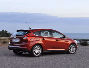 Ford Focus [EU-spec] (DYB) '12.2010–14