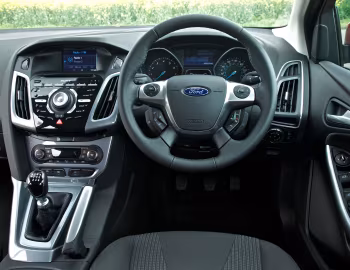 Торпедо Ford Focus [UK-spec] (DYB) '02.2011–14