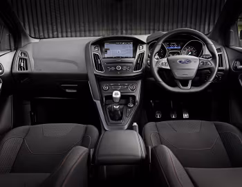 Interior Ford Focus ST-Line [UK-spec] (DYB) '2016–18