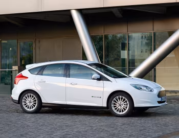 Ford Focus Electric [EU-spec] (DYB) '08.2013–17