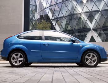 Ford Focus 3-door (DA3) '2004–08