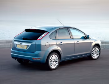 Ford Focus Ghia 5-door [Worldwide] (DA3) '2008–11