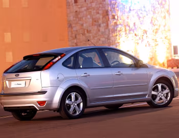 Ford Focus 5-door [South Africa] (DA3) '2005–06