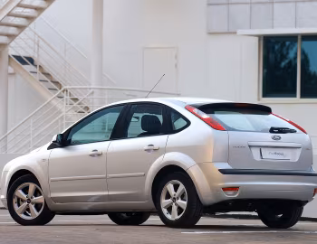 Ford Focus 5-door [South Africa] (DA3) '2005–06