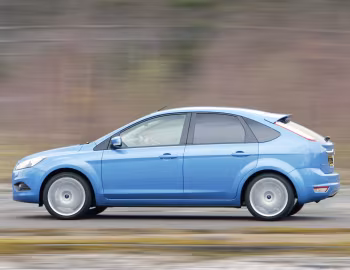 Ford Focus 5-door [UK-spec] (DA3) '2008–11