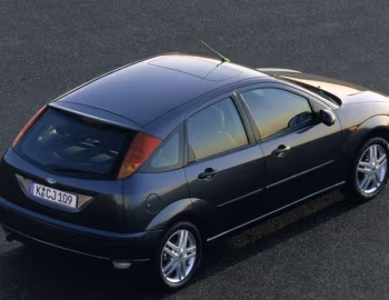 Ford Focus 5-door [Worldwide] '2001–04