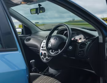 Panel frontal Ford Focus 5-door [UK-spec] '2001–04