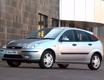 Ford Focus 5-door [South Africa] '2003–04