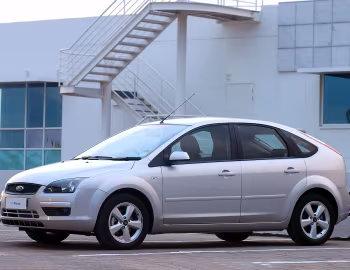 Ford Focus 5-door [South Africa] (DA3) '2005–06