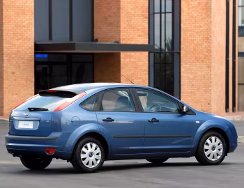 Ford Focus 5-door [South Africa] (DA3) '2005–06
