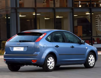 Ford Focus 5-door [South Africa] (DA3) '2005–06