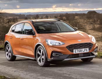 Ford Focus Active [UK-spec] '2019–22