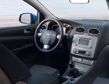 Інтэр'ер Ford Focus ECOnetic 5-door [Worldwide] (DA3) '2008–11