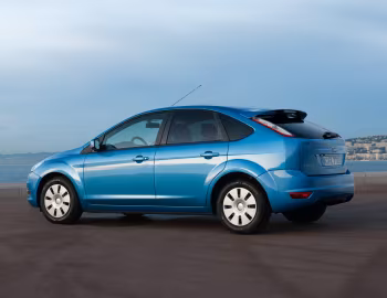 Ford Focus ECOnetic 5-door [Worldwide] (DA3) '2008–11