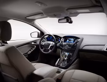 Інтер'єр 2012–14 Ford Focus Electric (DYB) '2011–14