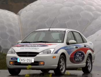 Ford Focus FCV (DFW) '2002–07