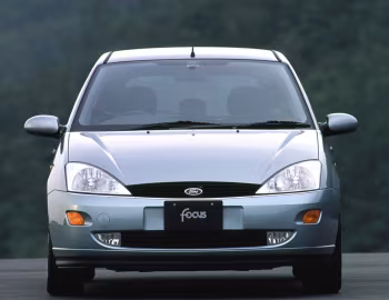 Ford Focus Ghia [Japan] (DBW) '03.2000–02.2002