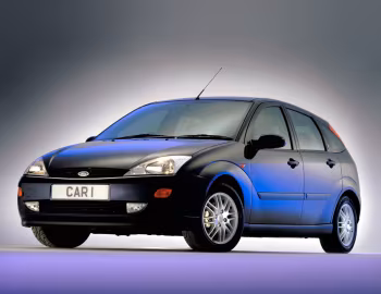 Ford Focus Ghia 5-door [UK-spec] (DBW) '1998–2001