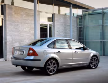Ford Focus Ghia Sedan [Worldwide] (DB3) '2004–08