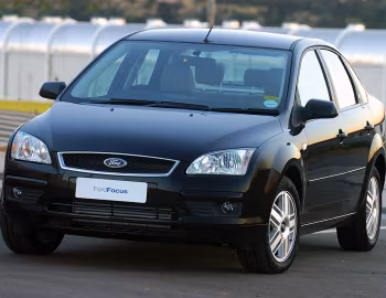 Ford Focus Ghia Sedan [South Africa] (DB3) '2005–06