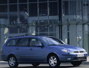 Ford Focus Ghia Turnier (DNW) '2001–04