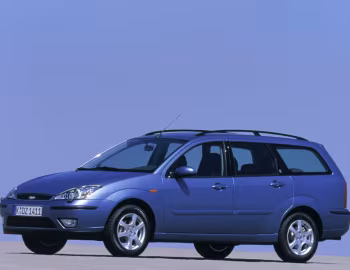 Ford Focus Ghia Turnier (DNW) '2001–04