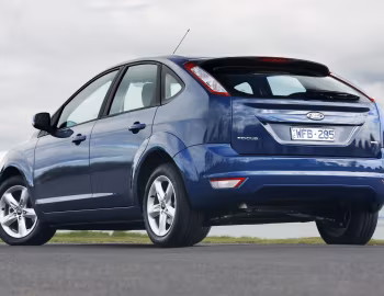 Ford Focus LX 5-door [Australia] (DA3) '2009–10
