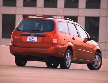 2000–04 Ford Focus SE Wagon [North America] (DNW) '1999–2004