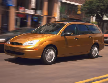 2000–04 Ford Focus SE Wagon [North America] (DNW) '1999–2004