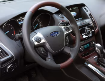 Front Panel 2012–14 Ford Focus Sedan [North America] (DYB) '2011–14