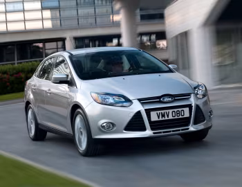 Ford Focus Sedan [Worldwide] (DYB) '12.2010–14