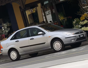 Ford Focus CL Sedan [Australia] (DFW) '2002–05