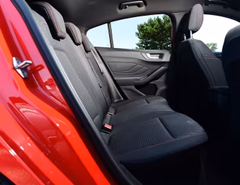 Interior Ford Focus ST-Line [UK-spec] '2018–22