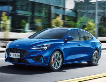 Ford Focus ST-Line Sedan [China] '2018–20
