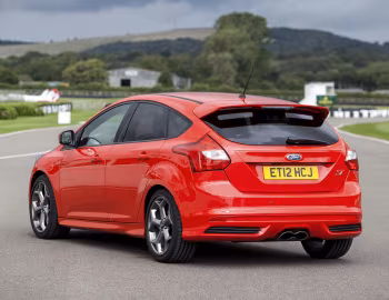 Ford Focus ST [UK-spec] (DYB) '2012–14