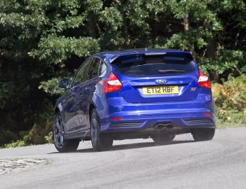 Ford Focus ST [UK-spec] (DYB) '2012–14