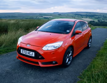 Ford Focus ST [UK-spec] (DYB) '2012–14