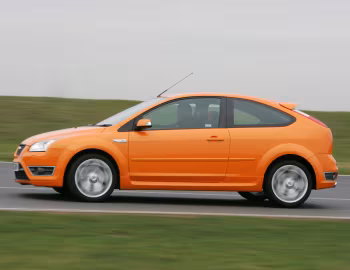 Ford Focus ST 3-door [UK-spec] (DA3) '09.2005–02.2008