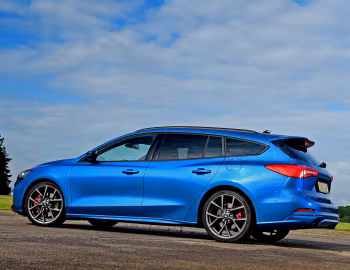 Ford Focus ST Estate [UK-spec] '2019–22