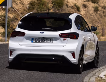 Ford Focus ST Track Pack [Worldwide] '2023–25