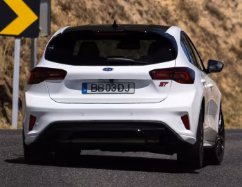 Ford Focus ST Track Pack [Worldwide] '2023–25