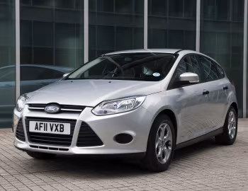 Ford Focus Studio [UK-spec] (DYB) '09.2011–14