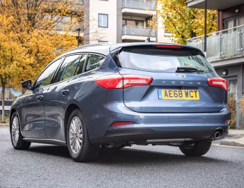 Ford Focus Titanium Estate [UK-spec] '2018–22