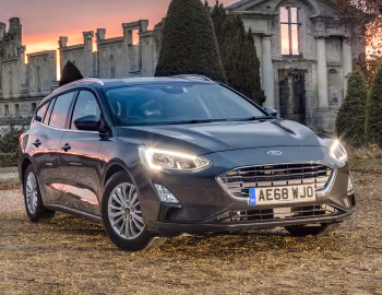 Ford Focus Titanium Estate [UK-spec] '2018–22